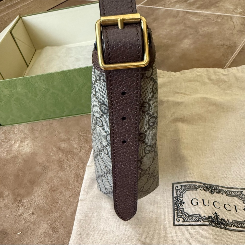 Gucci Ophidia Medium Shoulder Bag - Picture 10 of 13